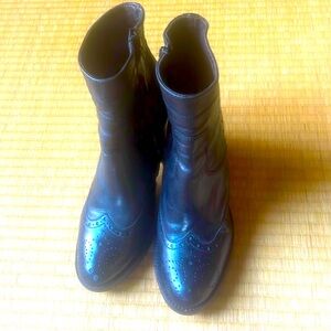 Trent Made in Italy zip up wingtip ankle boots.